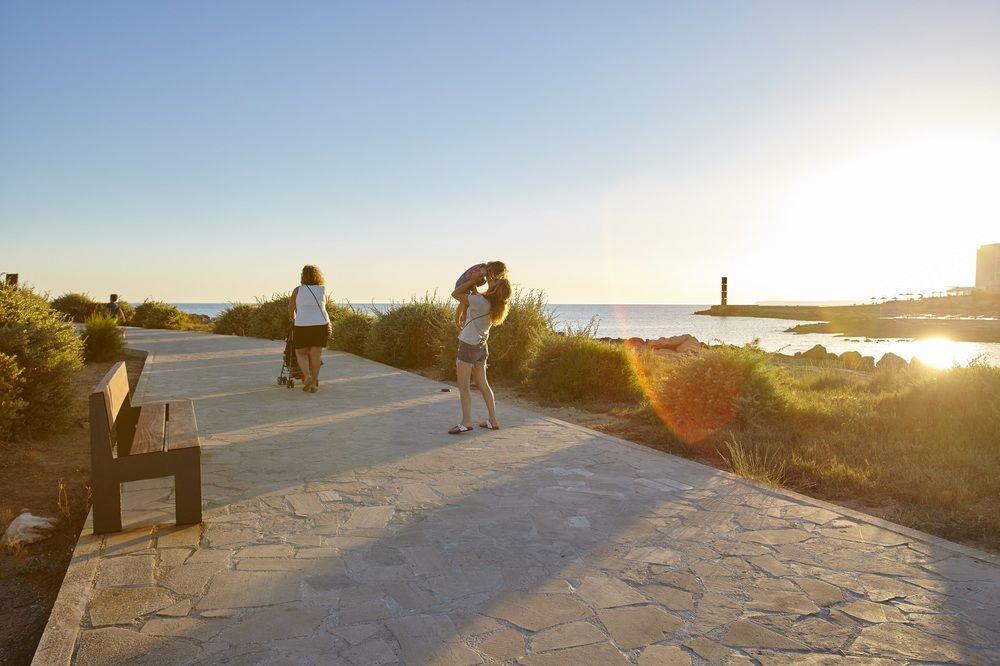 Universal Hotel Romantica Colonia de Sant Jordi Bagian luar foto