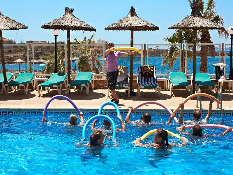 Universal Hotel Romantica Colonia de Sant Jordi Bagian luar foto