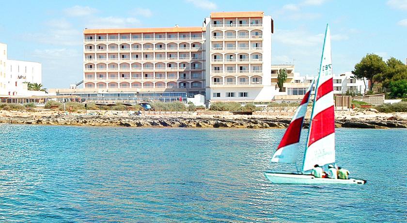 Universal Hotel Romantica Colonia de Sant Jordi Bagian luar foto