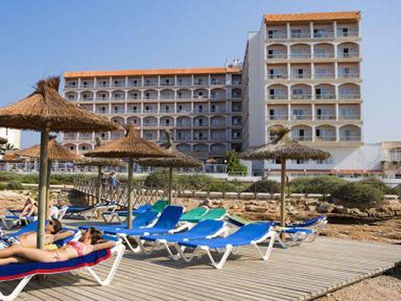 Universal Hotel Romantica Colonia de Sant Jordi Bagian luar foto