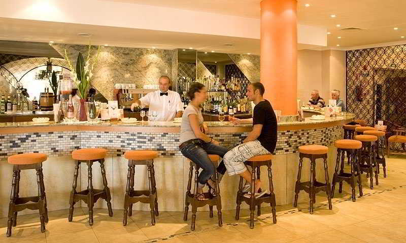 Universal Hotel Romantica Colonia de Sant Jordi Bagian luar foto